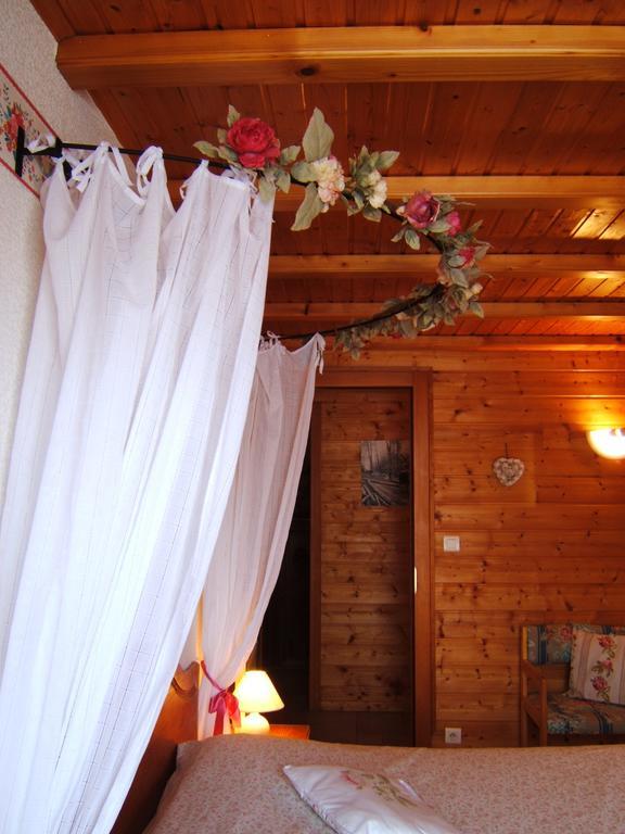 B&B Chalet L'Epinette Gérardmer Δωμάτιο φωτογραφία